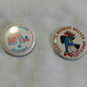 Two handmade magnets wth old button pins: the Nordiques & Roquet belles oreilles
